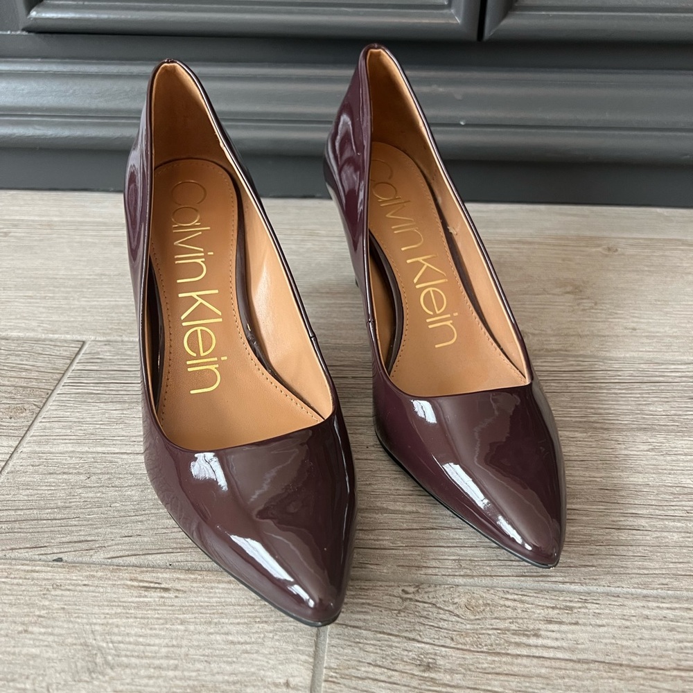 Calvin Klein Pumps